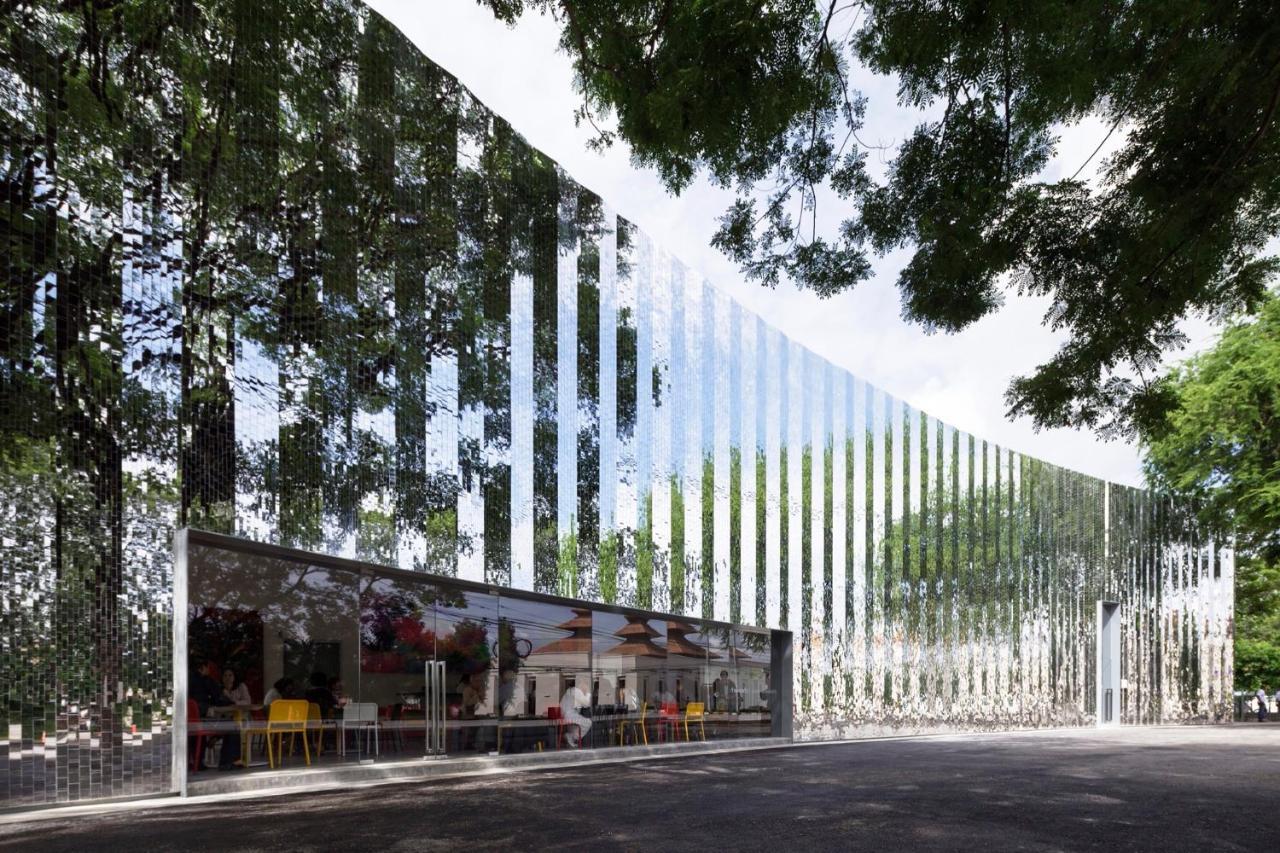 Oyo 412 7 Days Hotel Chiang Mai Exterior photo